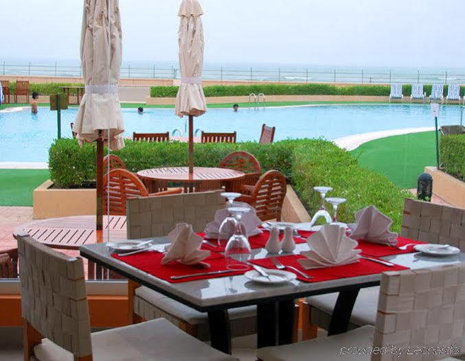 Masira Island Resort Hilf Restaurant photo